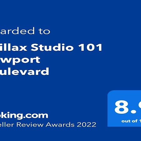 Chillax Studio 101 Newport Boulevard Манила Экстерьер фото